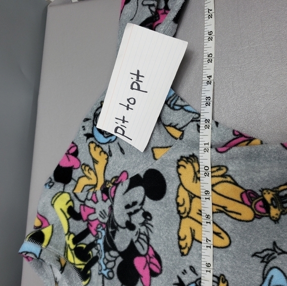 Womans Disney night gown, mini mouse, pluto, daffy and daisy duck size XL - Picture 7 of 9